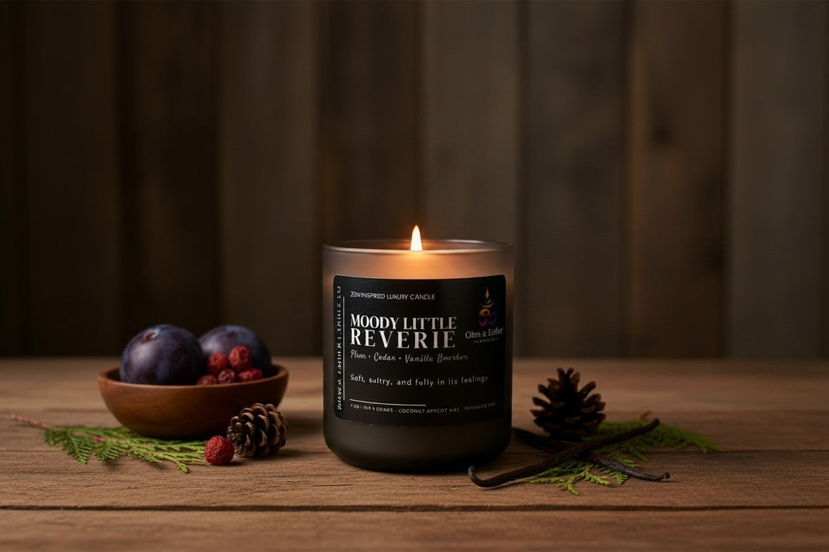 Moody Little Reverie Candle - 7 oz